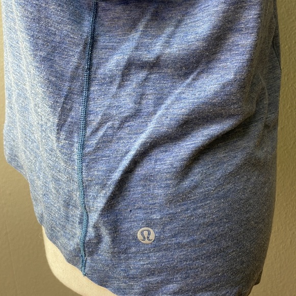 LULULEMON Intended Tank Top Dark Cobalt Blue
Yoga Exercise Open Drape Back - Picture 4 of 7